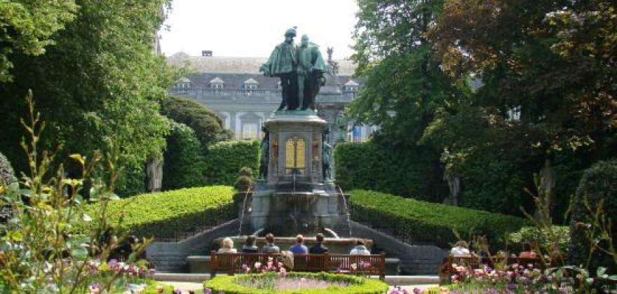 Episode 4 - My little trips to the heart of Brussels - by Marc L. | Sablon