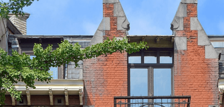 Episode 13 - My little trips to the heart of Brussels | Brussels the walls tell stories
